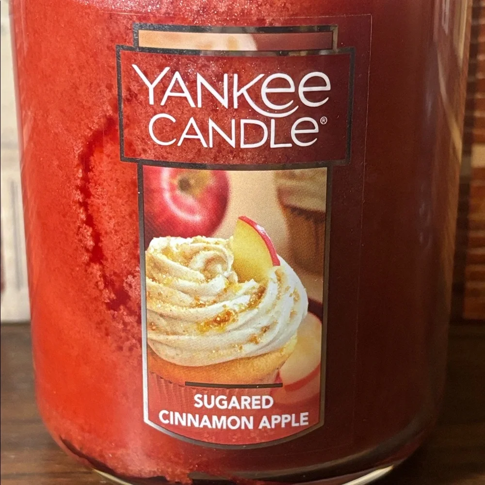 Yankee Candle Sugared Cinnamon Apple Large Jar